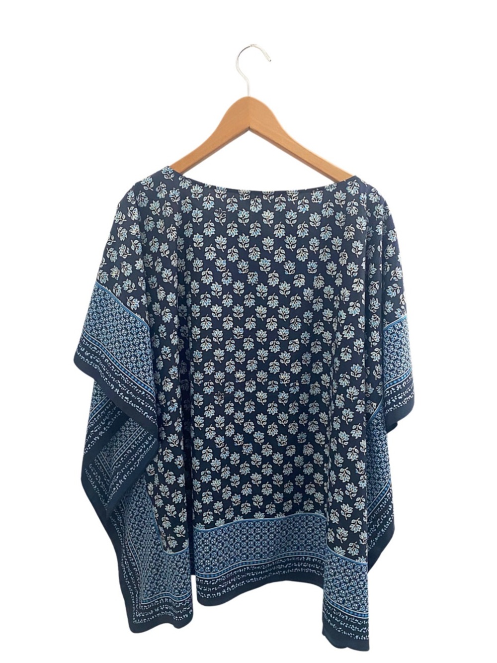 MICHAEL Michael Kors Border Print Poncho Blouse Shirt Size 3X - Picture 4 of 5